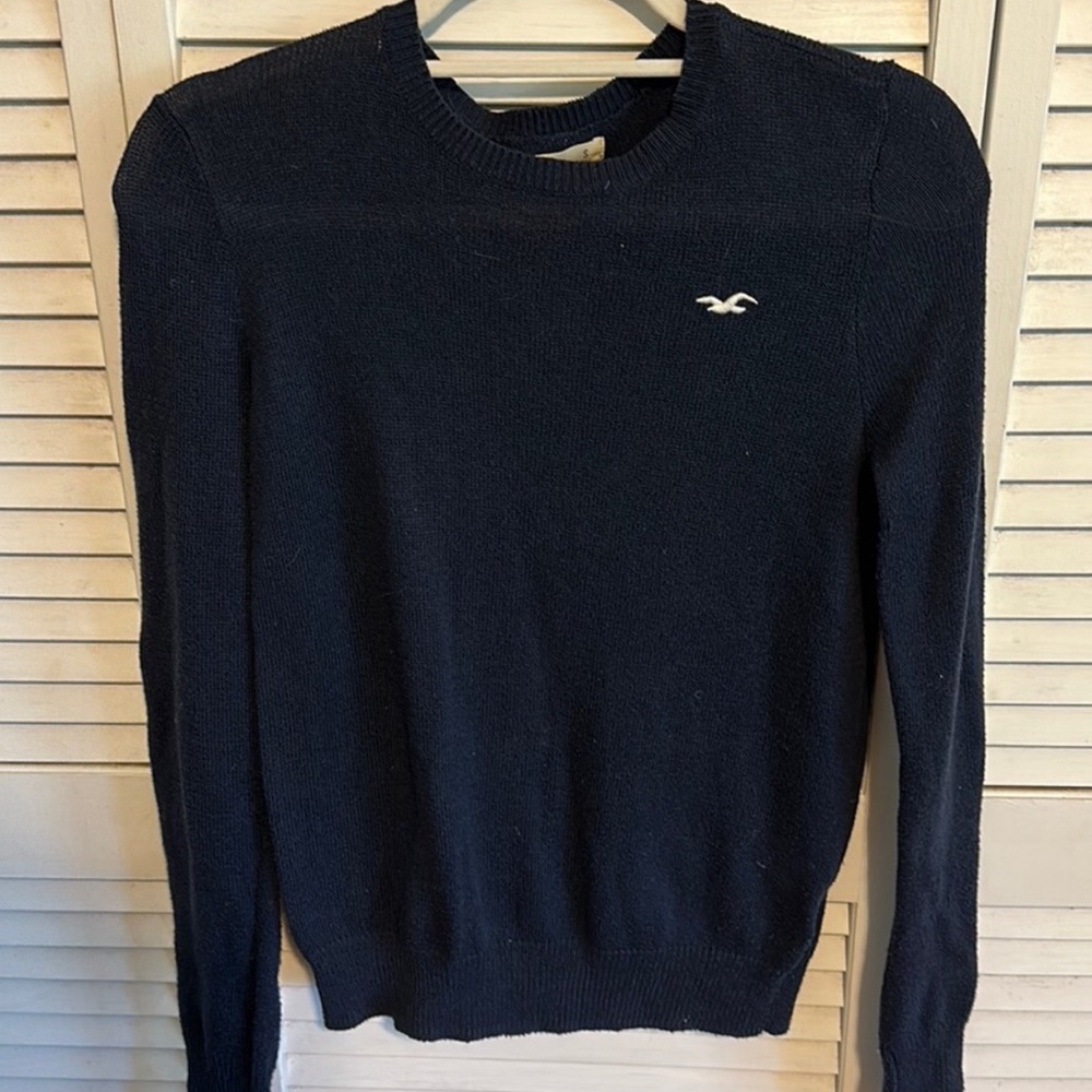 Hollister knit sweater